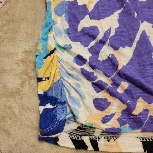 Apt 9 milti color top sz medium rayon - Picture 3 of 4